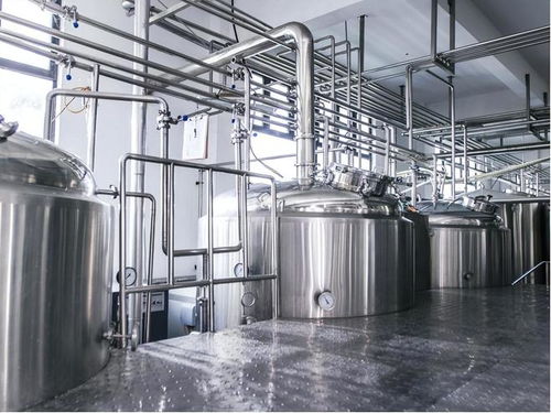 酒香何處尋？—— 傳統(tǒng)酒業(yè)的變遷與現(xiàn)代市場挑戰(zhàn)